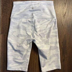 lululemon athletica Camouflage Shorts - Gray